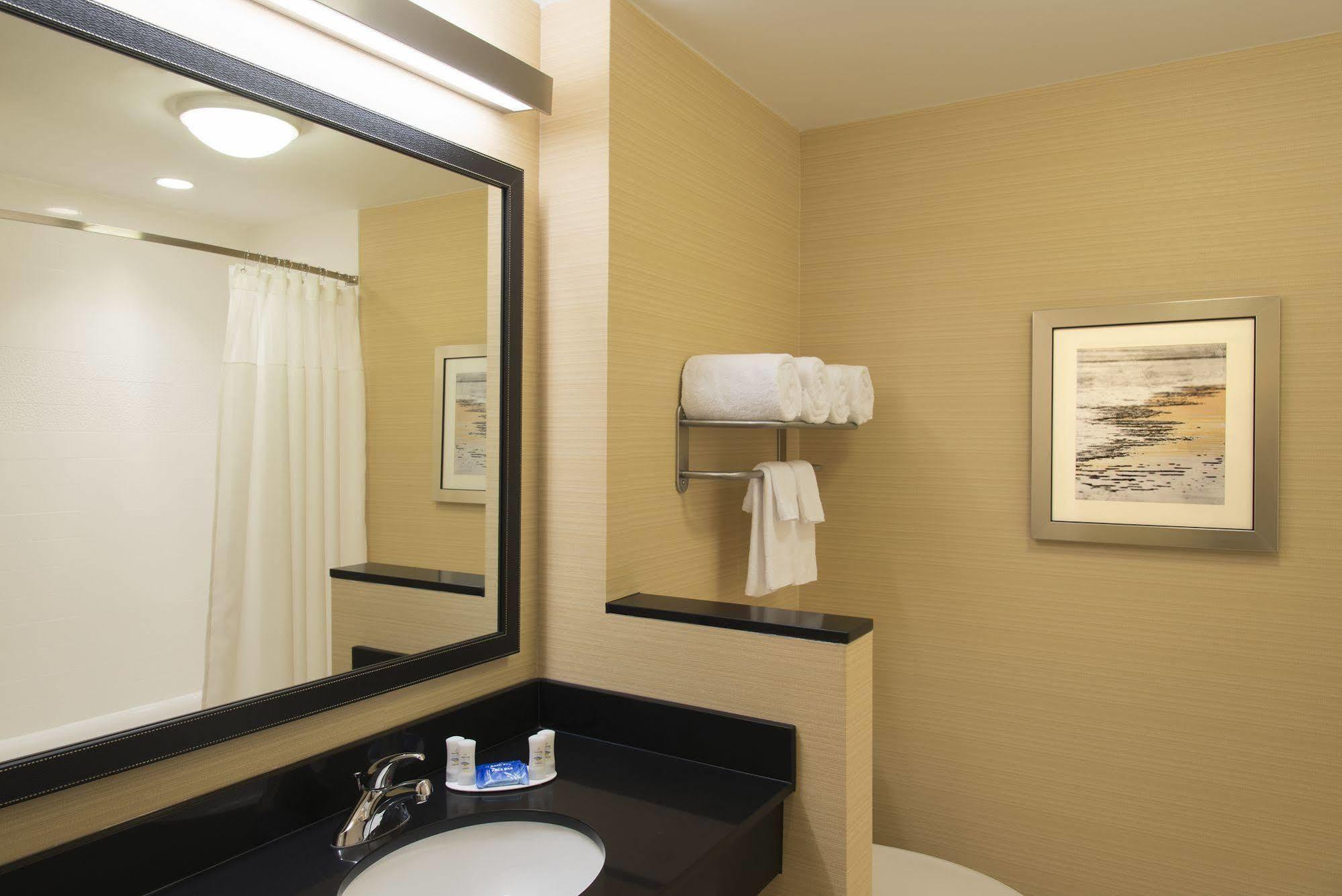 Fairfield Inn & Suites By Marriott Tampa Westshore/Airport Экстерьер фото